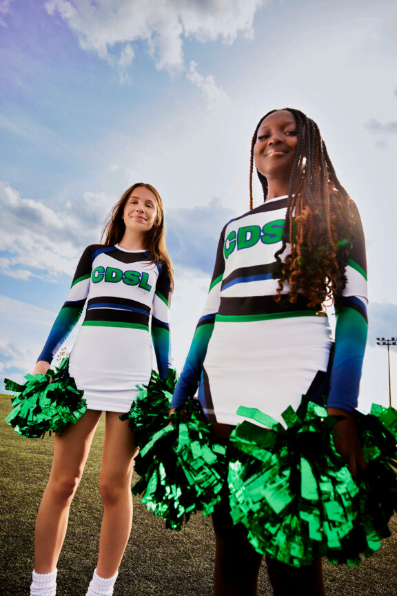 DUROCHER_CHEERLEADER_4225_final_compress_compress