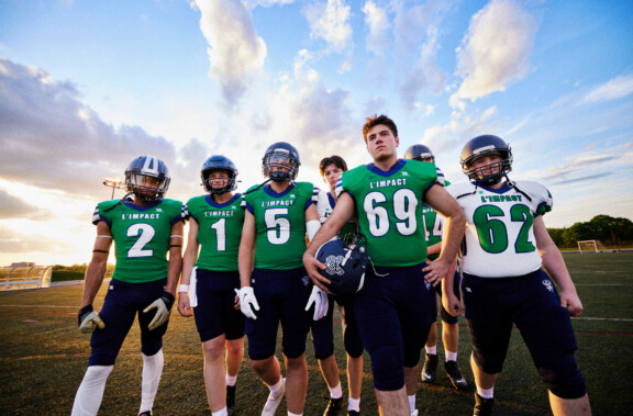 DUROCHER_FOOTBALL_5830_final_compress